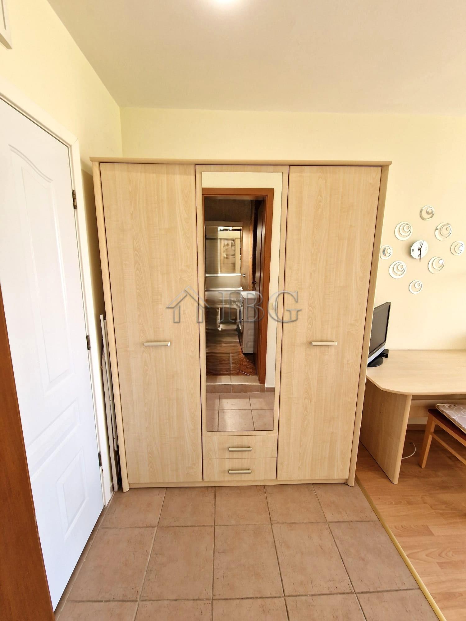 Studio with balcony - Pool and Park Views in Holiday Fort Noks, Sunny Beach — photo 9 of 12