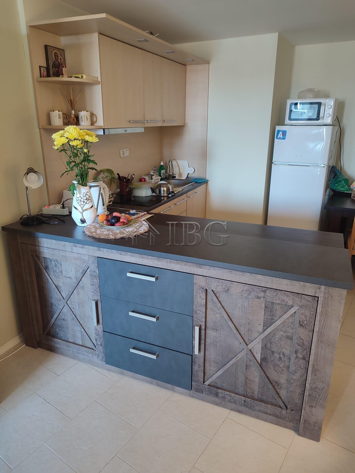 Luxury 1-Bedroom Apartment with Sea View Grand Hotel Sveti Vlas - First Line to the Beach — photo 14 of 18