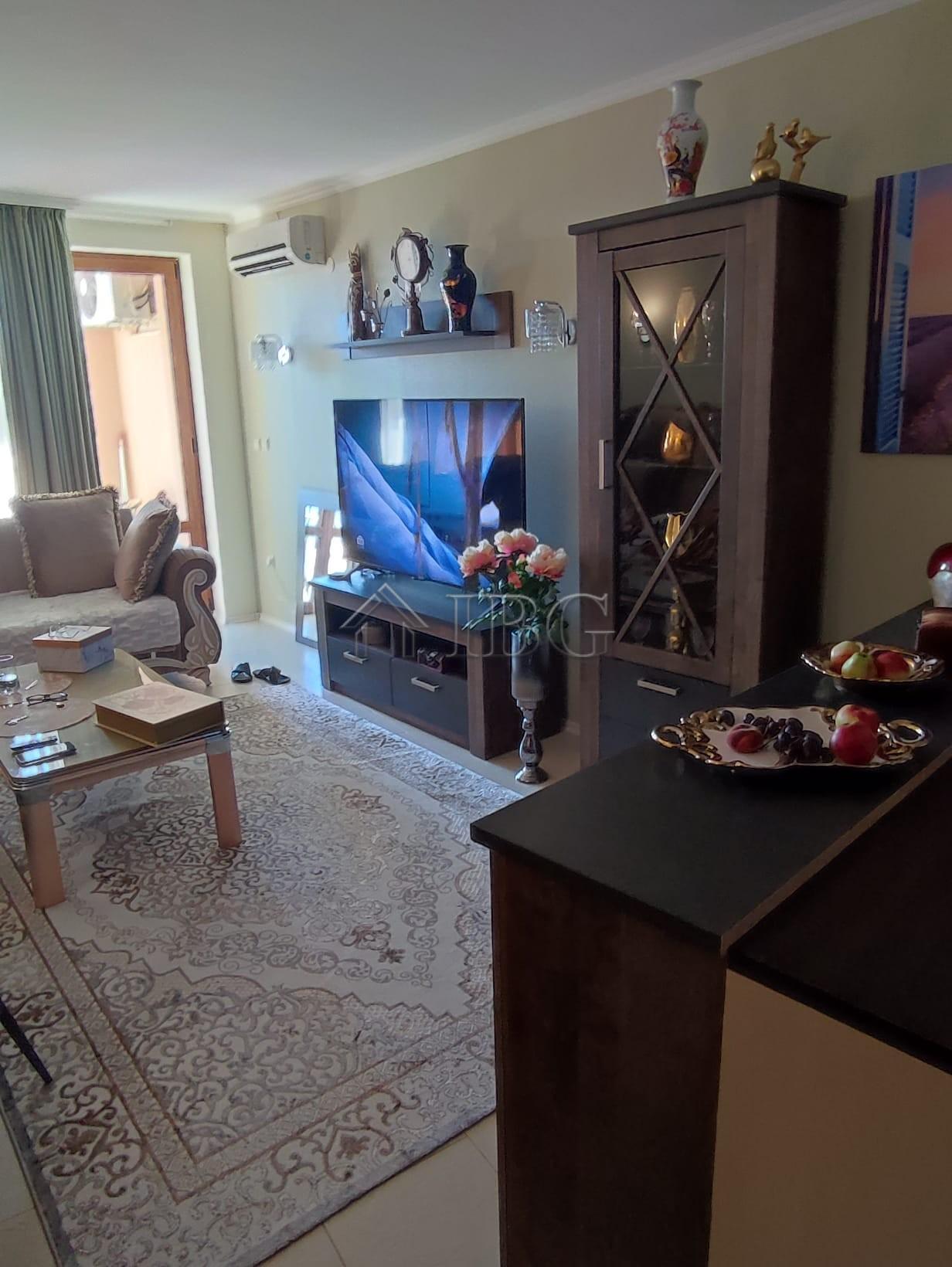 Luxury 1-Bedroom Apartment with Sea View Grand Hotel Sveti Vlas - First Line to the Beach — photo 17 of 18