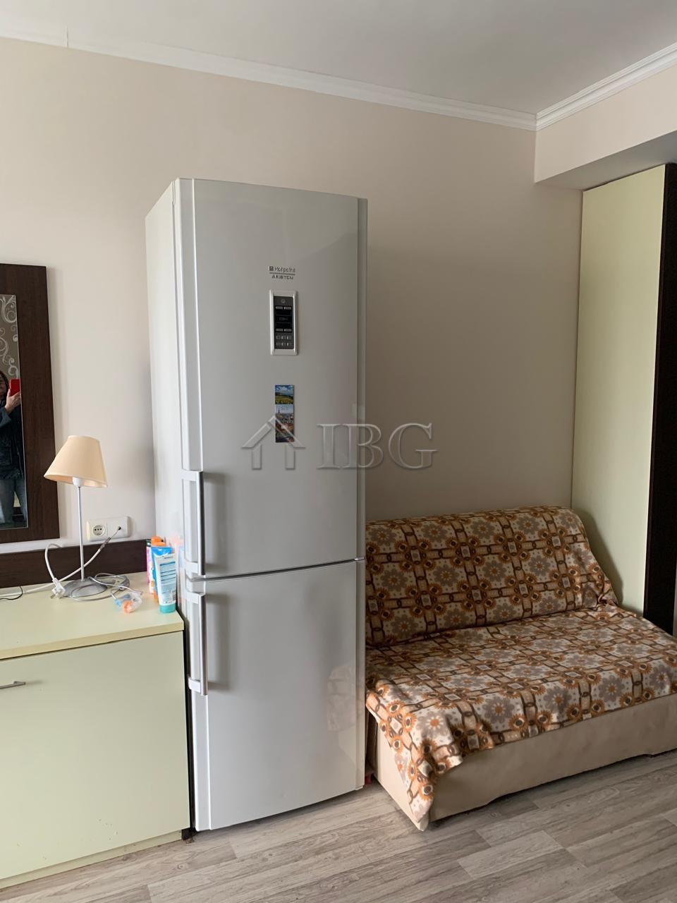 Spacious 1-Bedroom Apartment with Sea View Grand Hotel Sveti Vlas - First Line to the Beach — photo 10 of 10