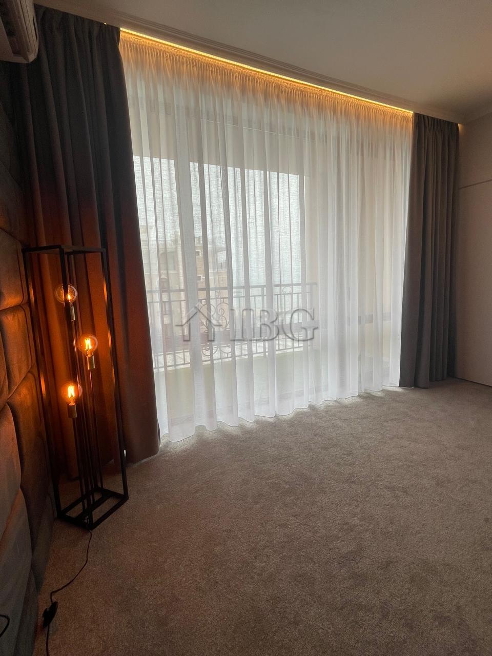Spacious Apartment with Sea View Grand Hotel Sveti Vlas - First Line to the Beach — photo 6 of 22