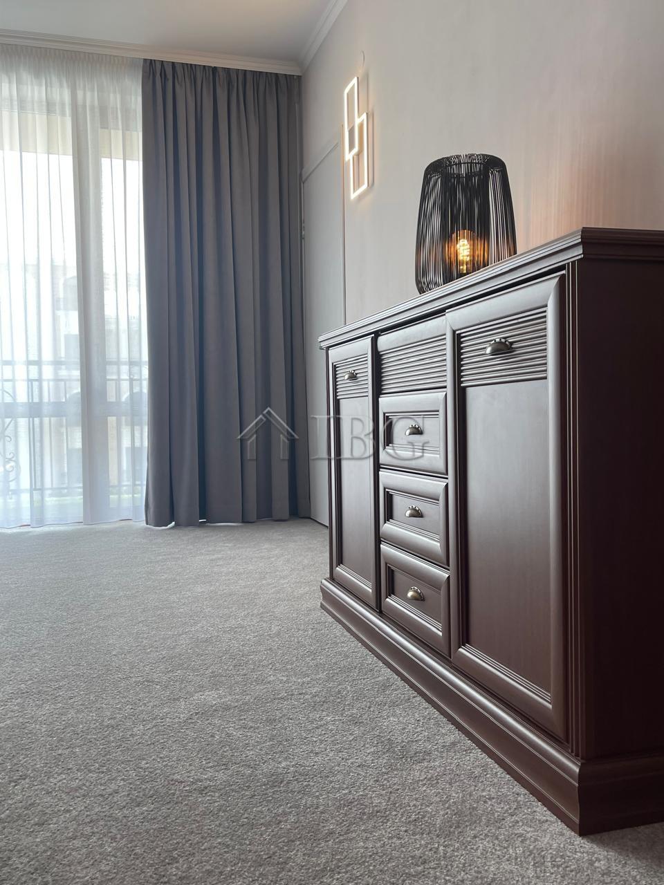 Spacious Apartment with Sea View Grand Hotel Sveti Vlas - First Line to the Beach — photo 14 of 22