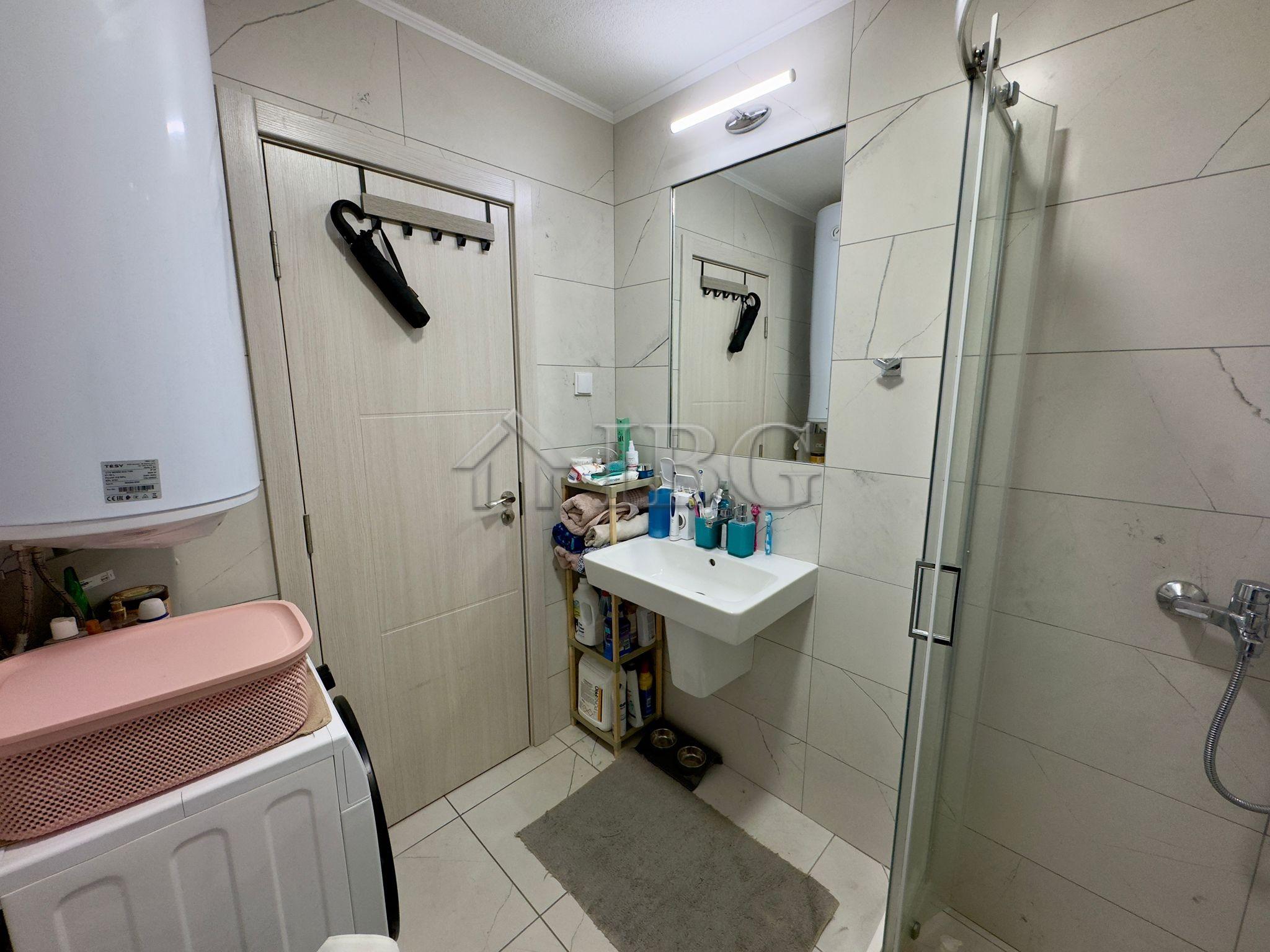 Excellent 1-Bedroom Apartment Emilia Romana Park, Sunny Beach — photo 12 of 25