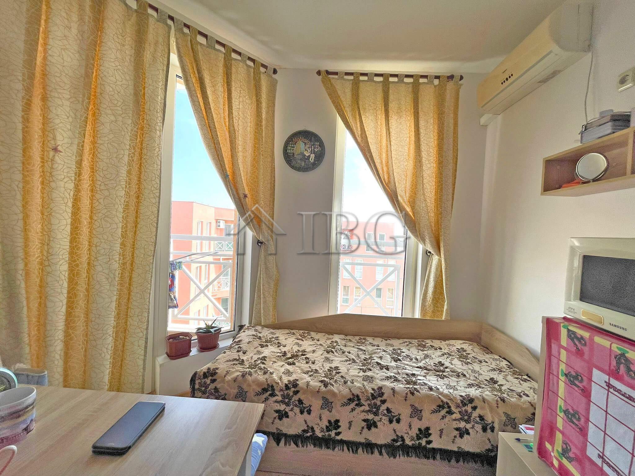 Furnished 1-Bedroom Apartment Sunny Day 6, Sunny Beach — photo 4