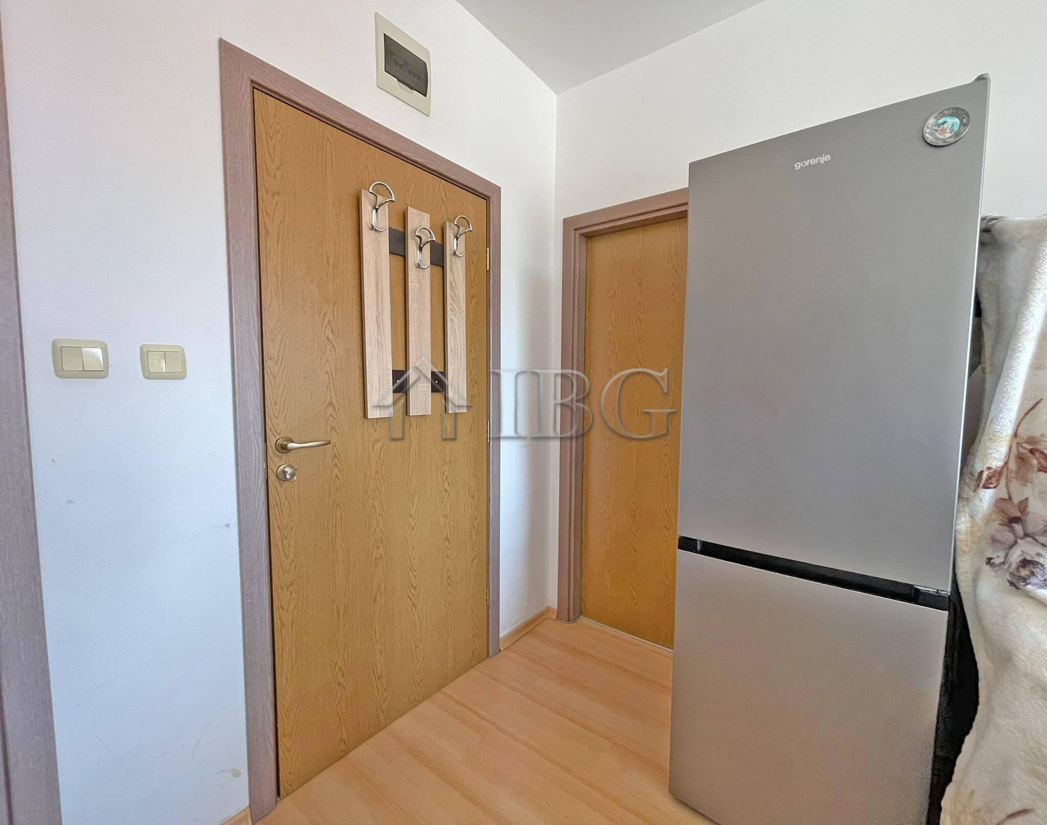 Furnished 1-Bedroom Apartment Sunny Day 6, Sunny Beach — photo 8 of 13