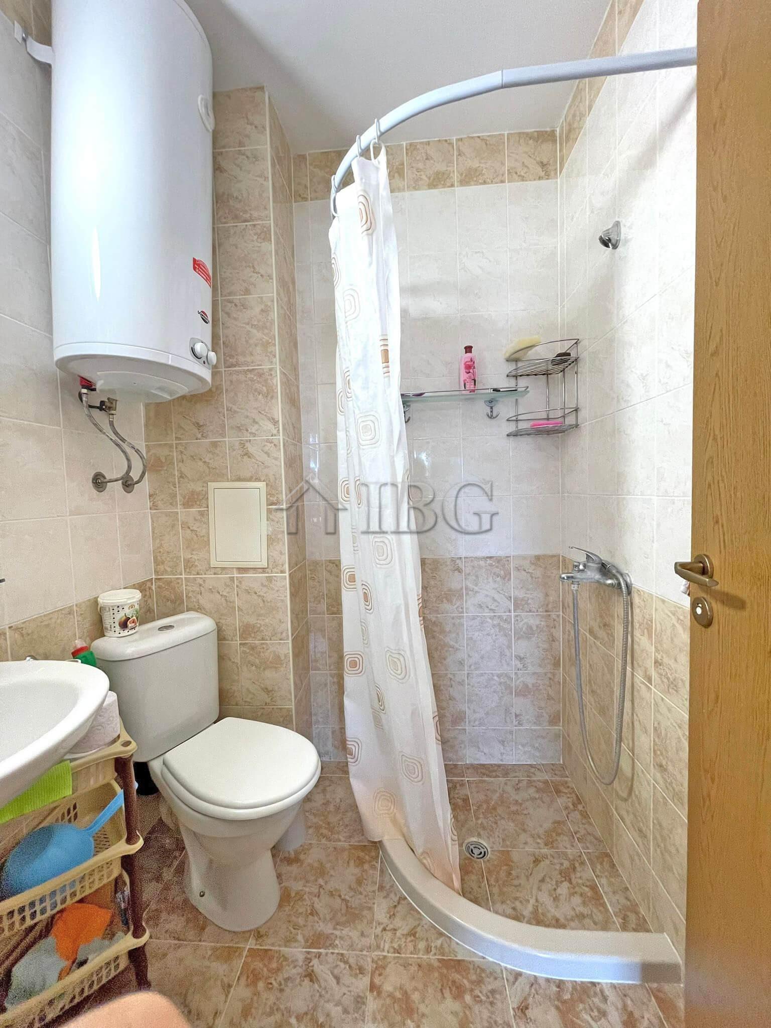 Furnished 1-Bedroom Apartment Sunny Day 6, Sunny Beach — photo 9 of 13