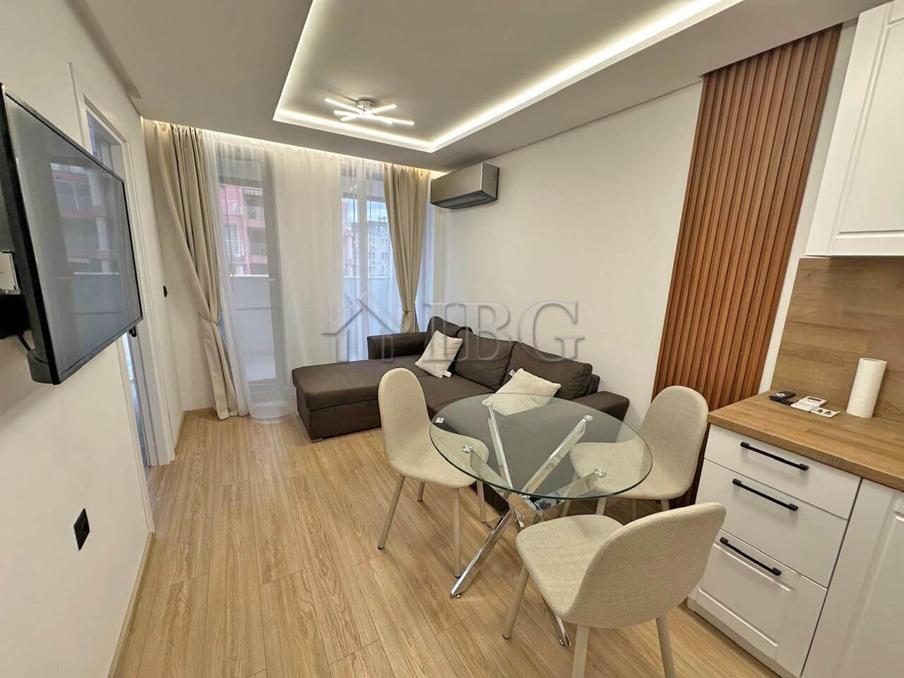 Modern 1-Bedroom Apartment Vogue Residence, Sunny Beach — photo 3