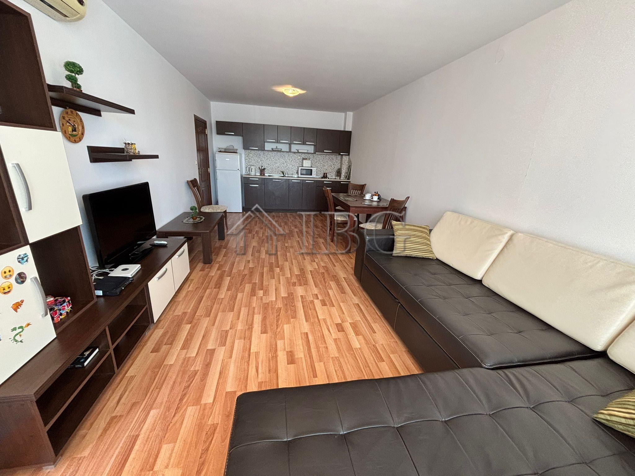 Spacious 1-Bedroom Apartment with Pool View Diamant Residence, Sunny Beach — photo 6