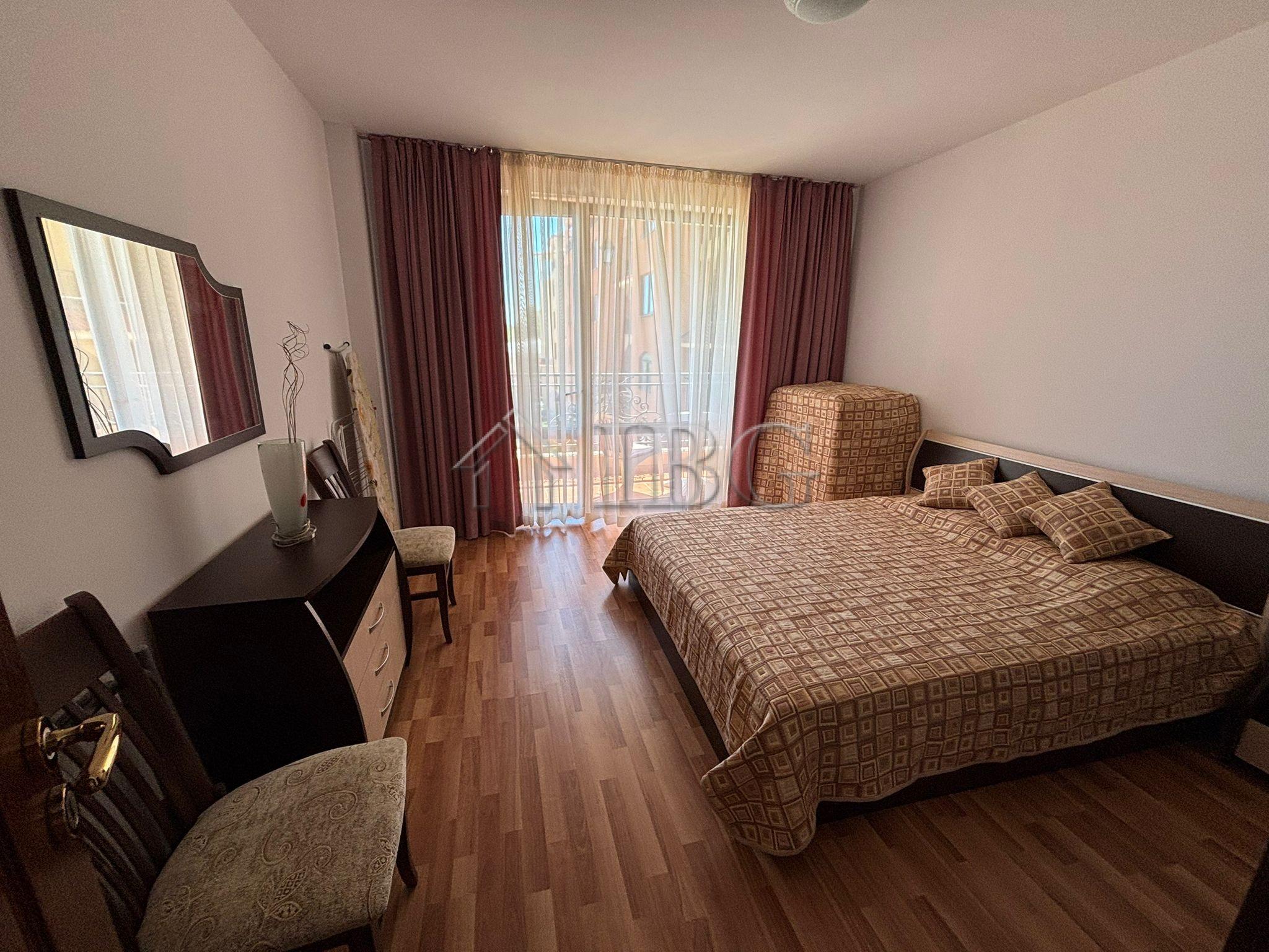Spacious 1-Bedroom Apartment with Pool View Diamant Residence, Sunny Beach — photo 13 of 25