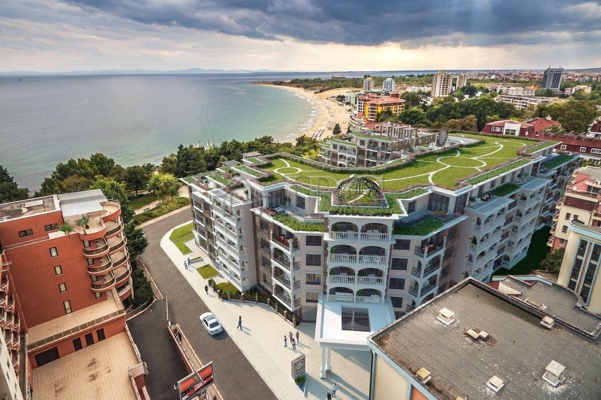 Beachfront 1-Bedroom Apartment Valencia Gardens, Nessebar — photo 18 of 18
