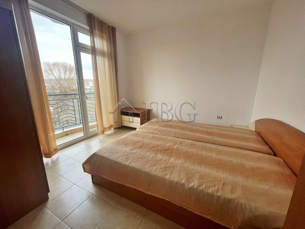 2-Bedroom Apartment with Pool View Sunny Day 3, Sunny Beach — photo 13 of 21