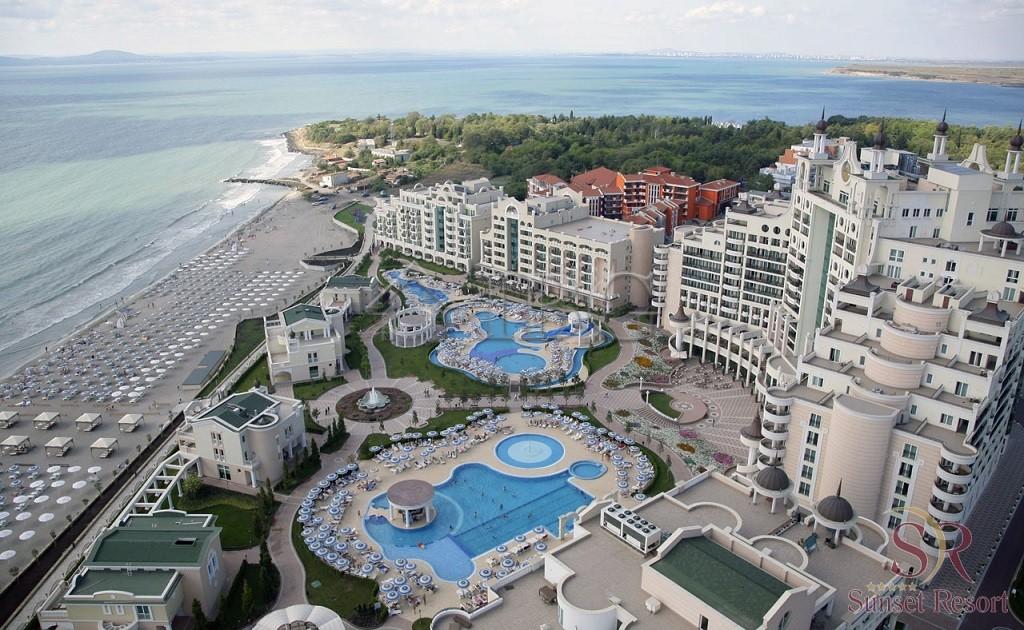 Spacious 1-Bedroom Apartment with Sea View Sunset Resort, Pomorie — main photo