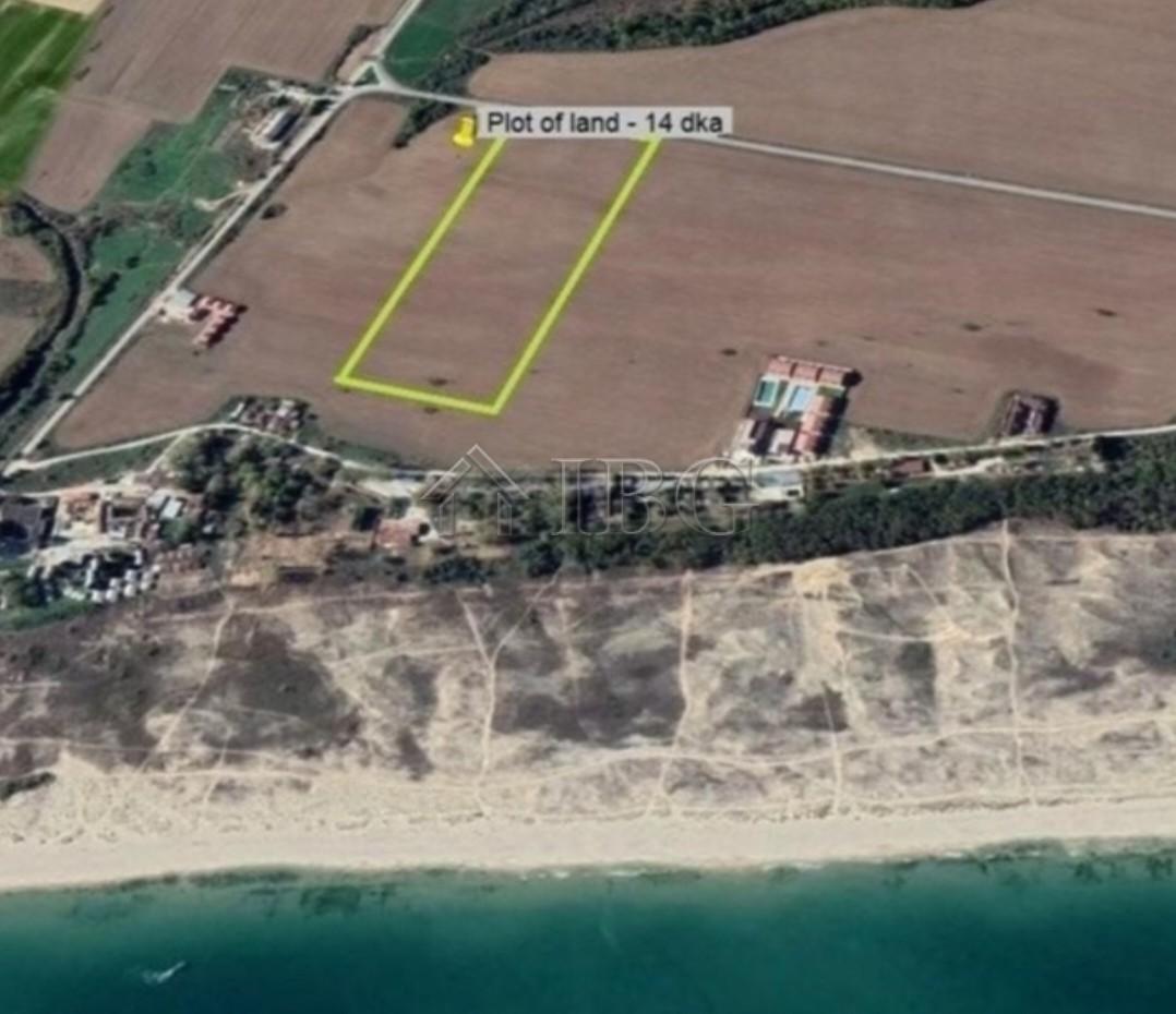 Development Plot Just 80 Meters from the Beach Shkorpilovtsi (Long Beach Resort) — main photo
