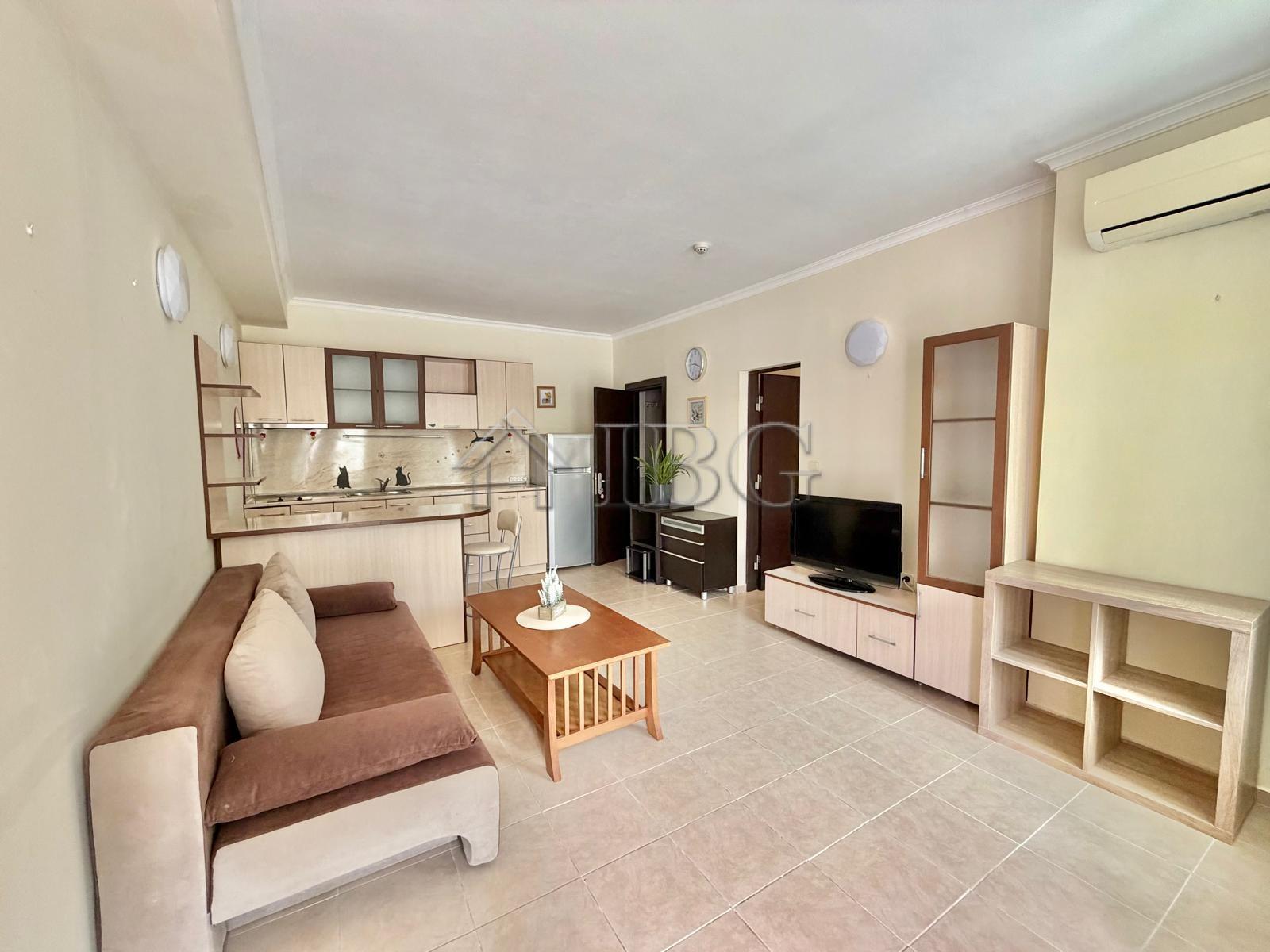 Spacious Family Property Near the Beach St. George Palace, Sveti Vlas — photo 14 of 25