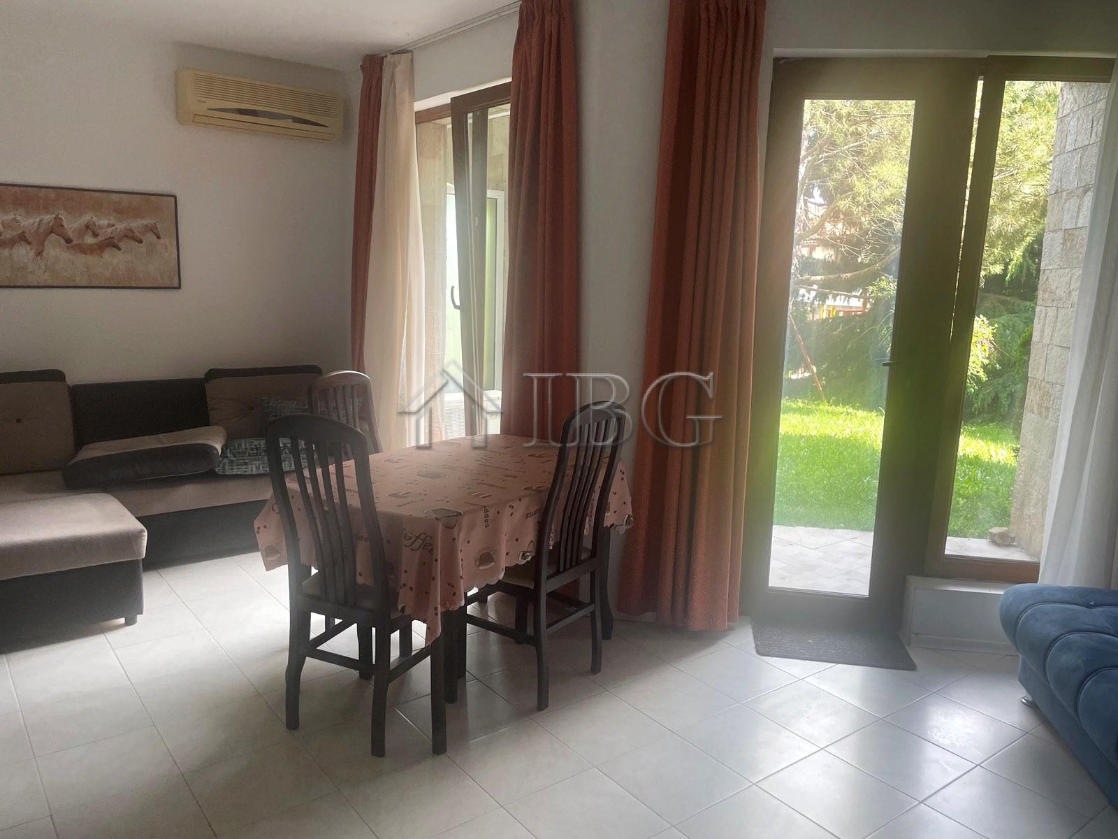1-Bedroom Apartment with Pool View Triumph Complex, Sveti Vlas — photo 13 of 25