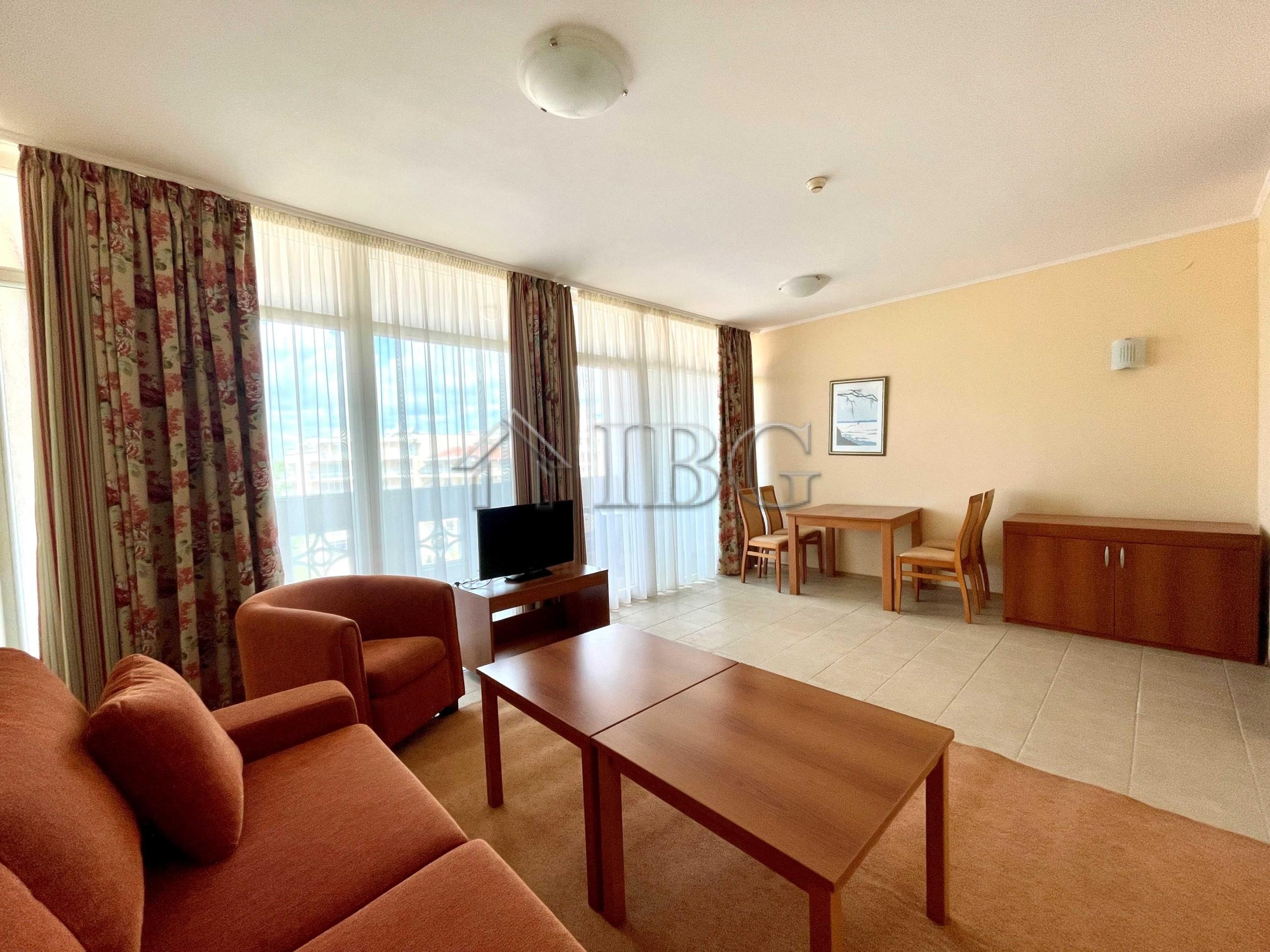 Spacious 1-Bedroom Apartment with Sea View Sunset Resort, Pomorie — photo 4 of 14