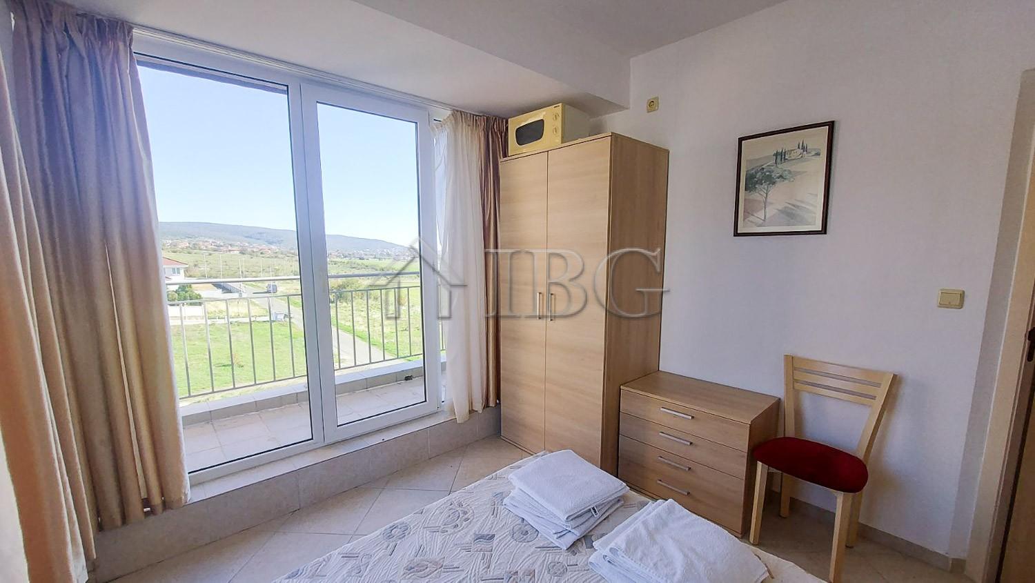 Spacious 2-Bedroom Apartment Sunset Kosharitsa, Kosharitsa — photo 17 of 25