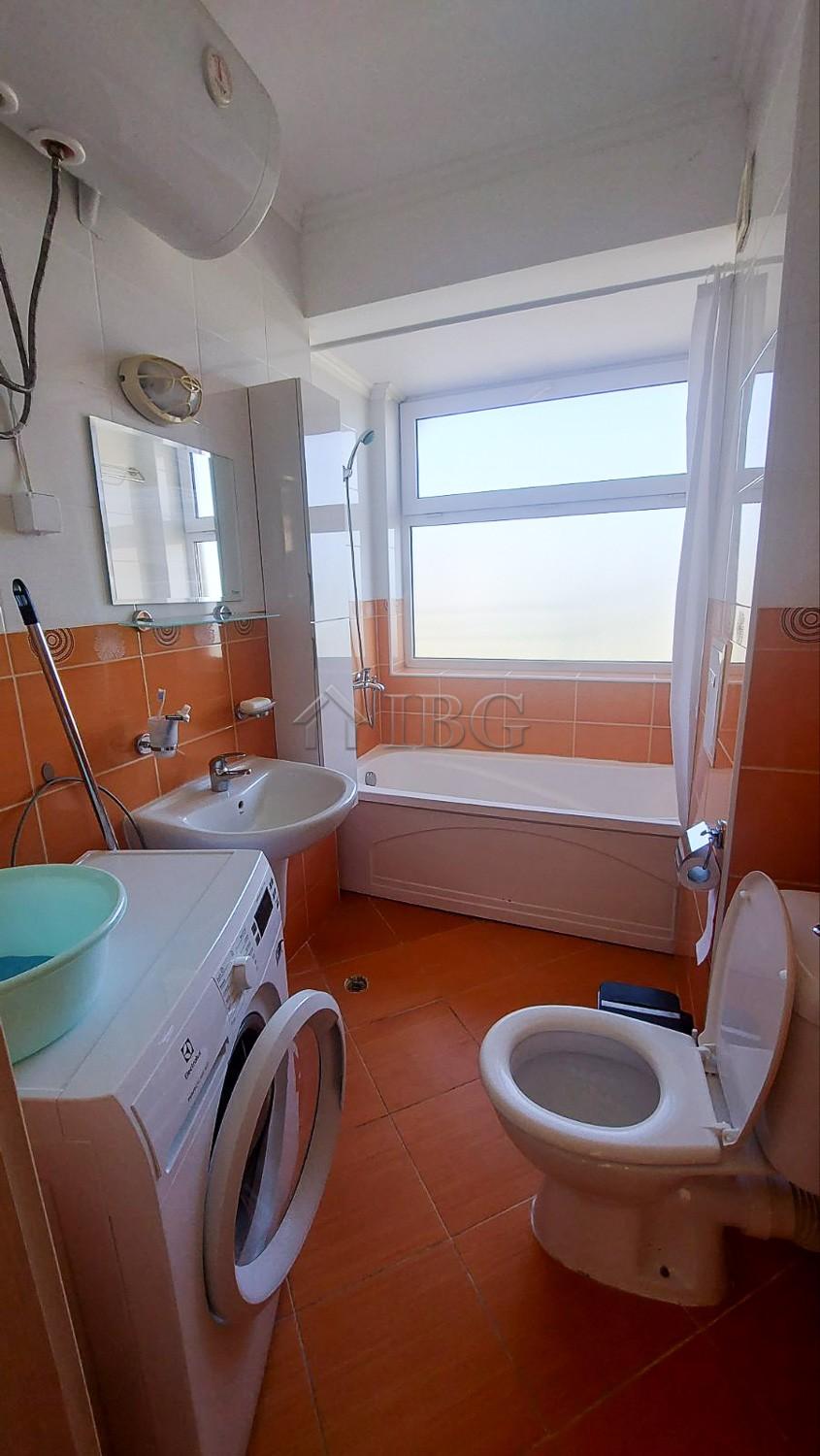 Spacious 2-Bedroom Apartment Sunset Kosharitsa, Kosharitsa — photo 18 of 25