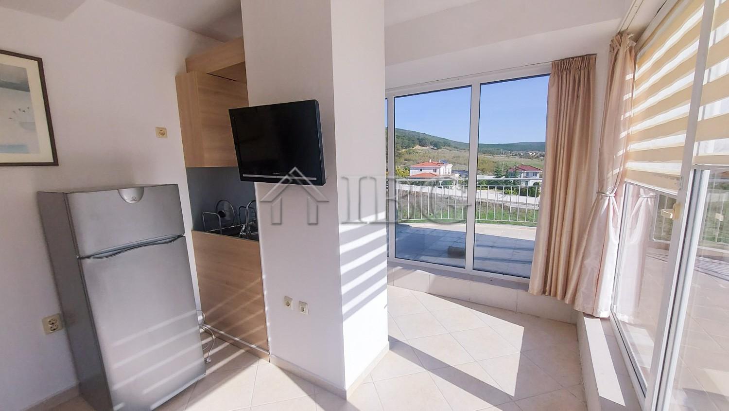 Spacious 2-Bedroom Apartment Sunset Kosharitsa, Kosharitsa — photo 8 of 25