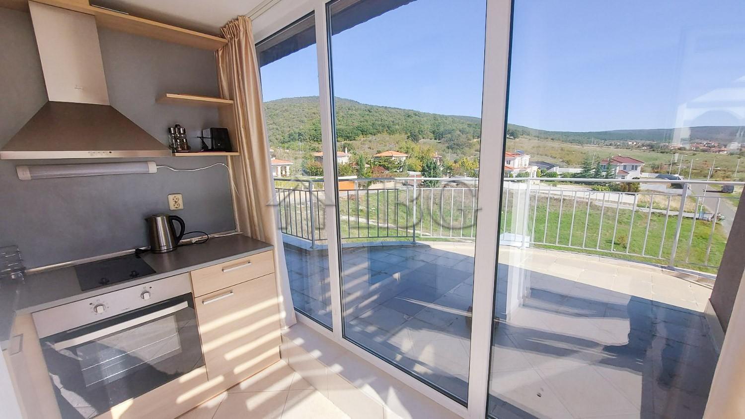 Spacious 2-Bedroom Apartment Sunset Kosharitsa, Kosharitsa — photo 9 of 25