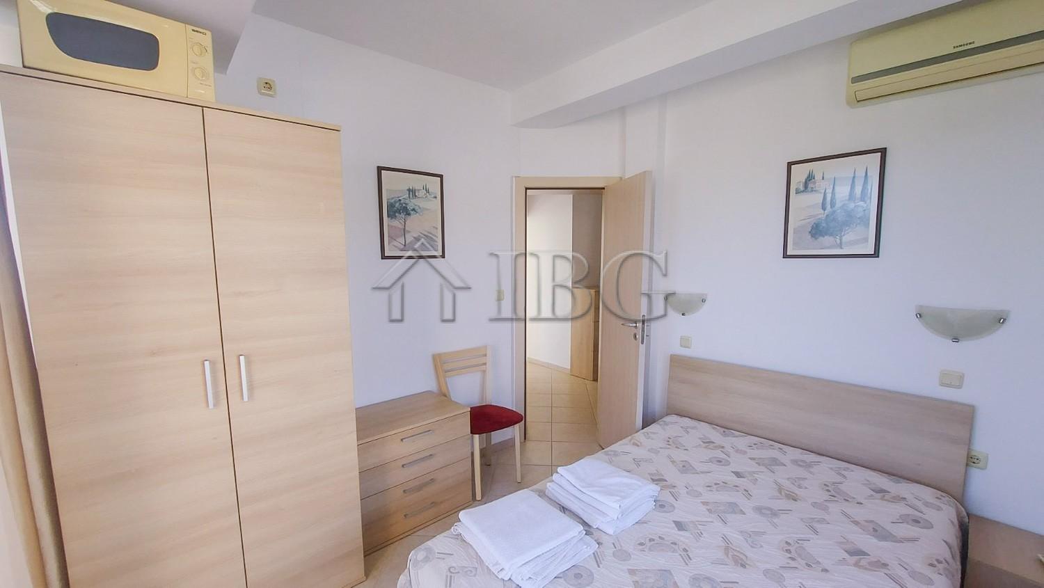 Spacious 2-Bedroom Apartment Sunset Kosharitsa, Kosharitsa — photo 12 of 25