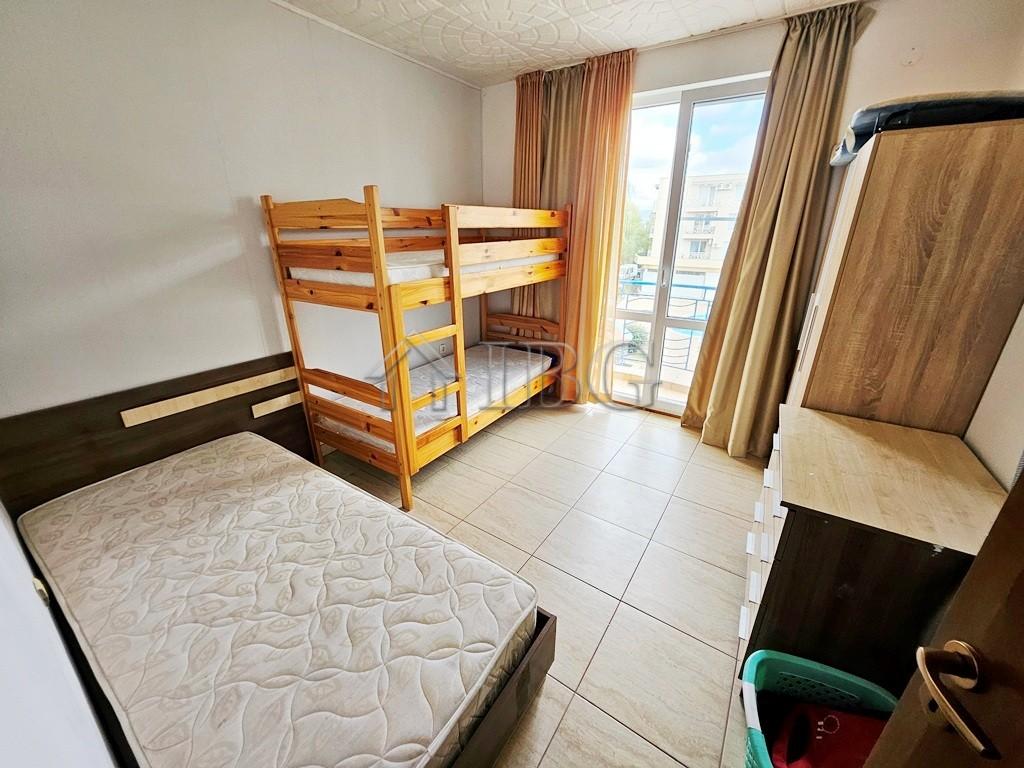 Reduced Price! Furnished 2-Bedroom Apartment with Pool View Sunny Day 3, Sunny Beach — photo 12 of 25