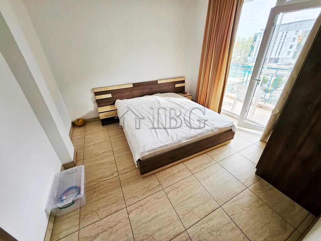 Reduced Price! Furnished 2-Bedroom Apartment with Pool View Sunny Day 3, Sunny Beach — photo 16 of 25