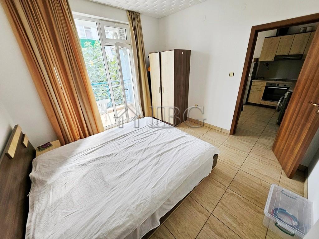 Reduced Price! Furnished 2-Bedroom Apartment with Pool View Sunny Day 3, Sunny Beach — photo 18 of 25
