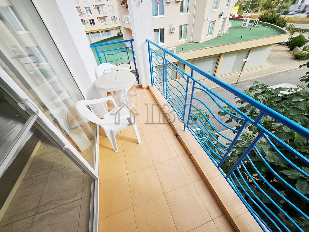 Reduced Price! Furnished 2-Bedroom Apartment with Pool View Sunny Day 3, Sunny Beach — photo 3