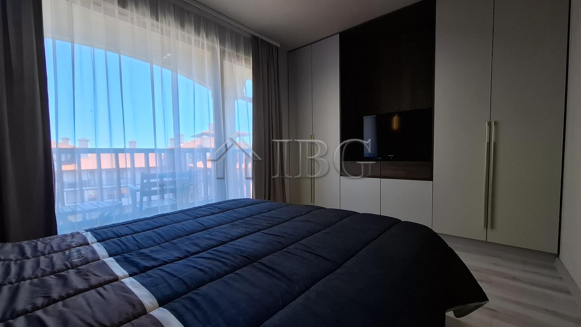 Luxury 3-Storey Townhouse with Sea View Sun Coast Resort, Sveti Vlas — photo 15 of 25