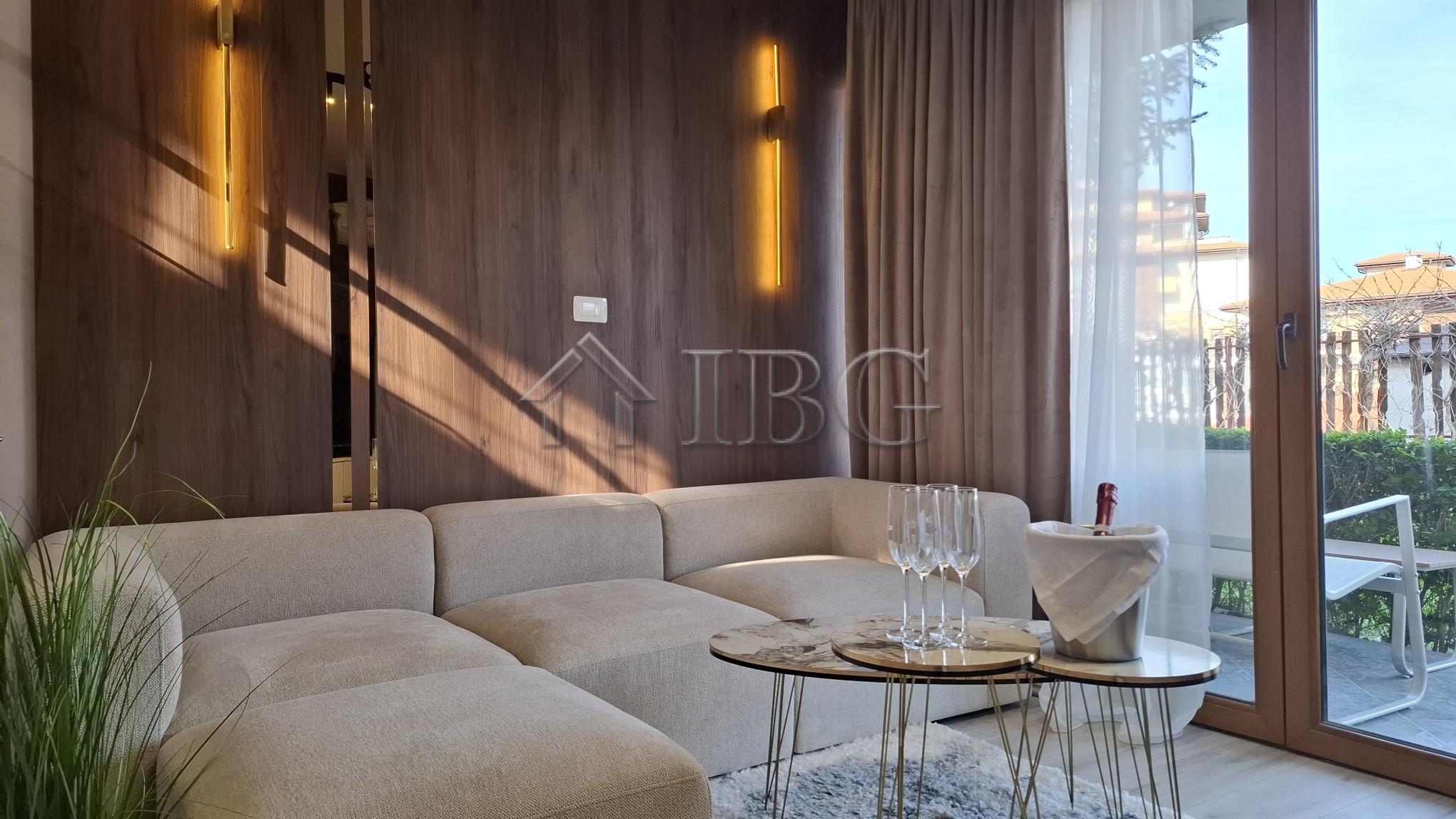 Luxury 3-Storey Townhouse with Sea View Sun Coast Resort, Sveti Vlas — photo 10 of 25