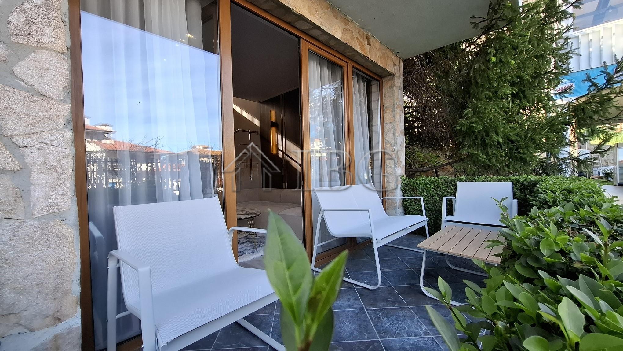 Luxury 3-Storey Townhouse with Sea View Sun Coast Resort, Sveti Vlas — photo 5 of 25