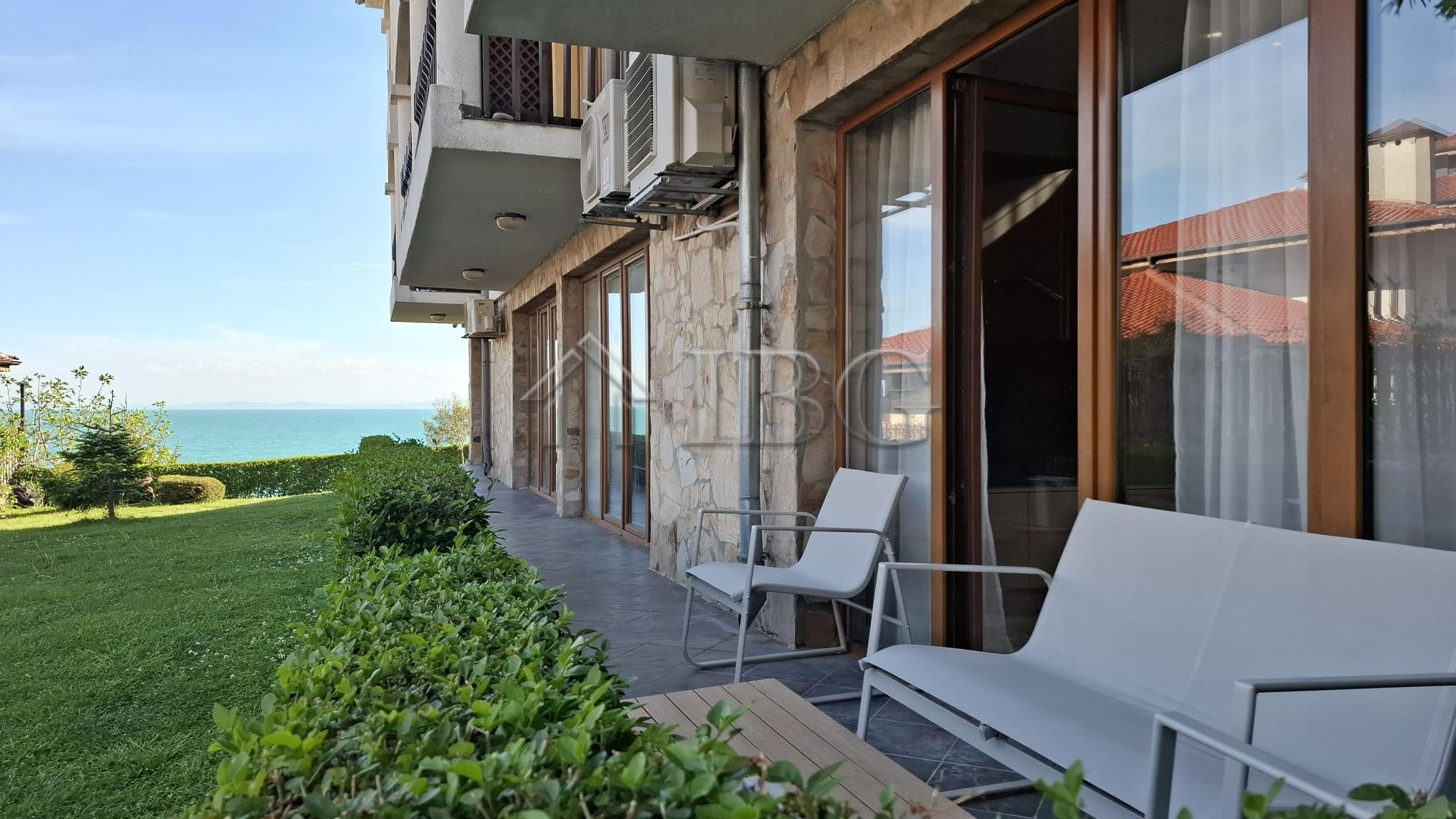 Luxury 3-Storey Townhouse with Sea View Sun Coast Resort, Sveti Vlas — photo 4 of 25