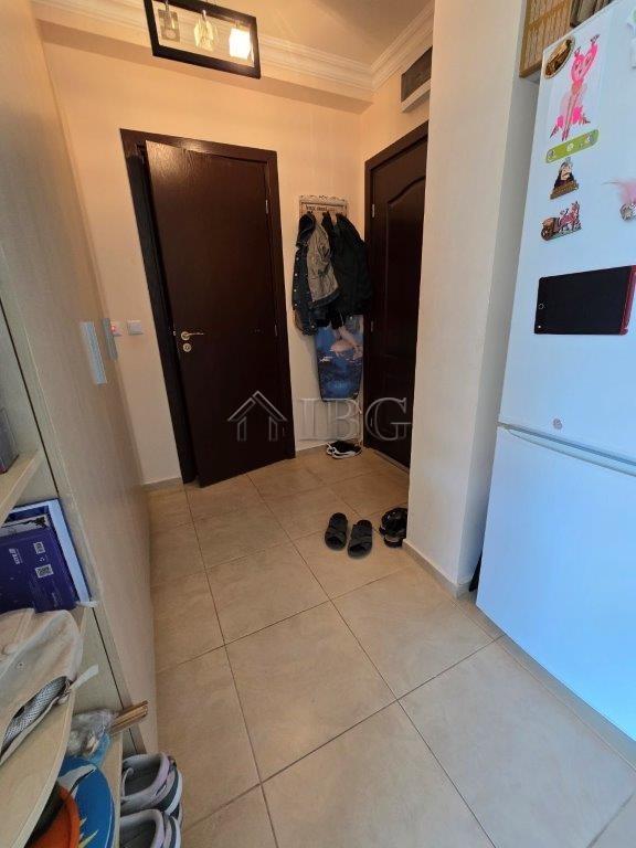 Urgent Sale! 1-Bedroom Apartment with Direct Pool Access in Sirena Complex, Sveti Vlas — photo 12 of 22