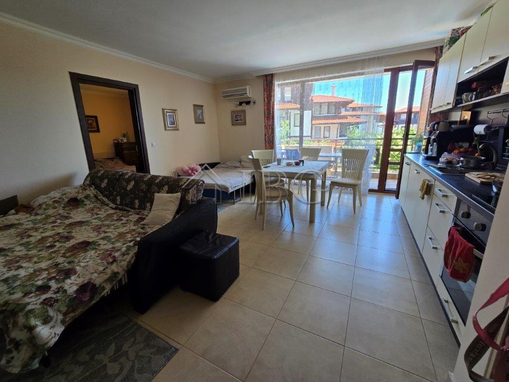 Urgent Sale! 1-Bedroom Apartment with Direct Pool Access in Sirena Complex, Sveti Vlas — photo 15 of 22