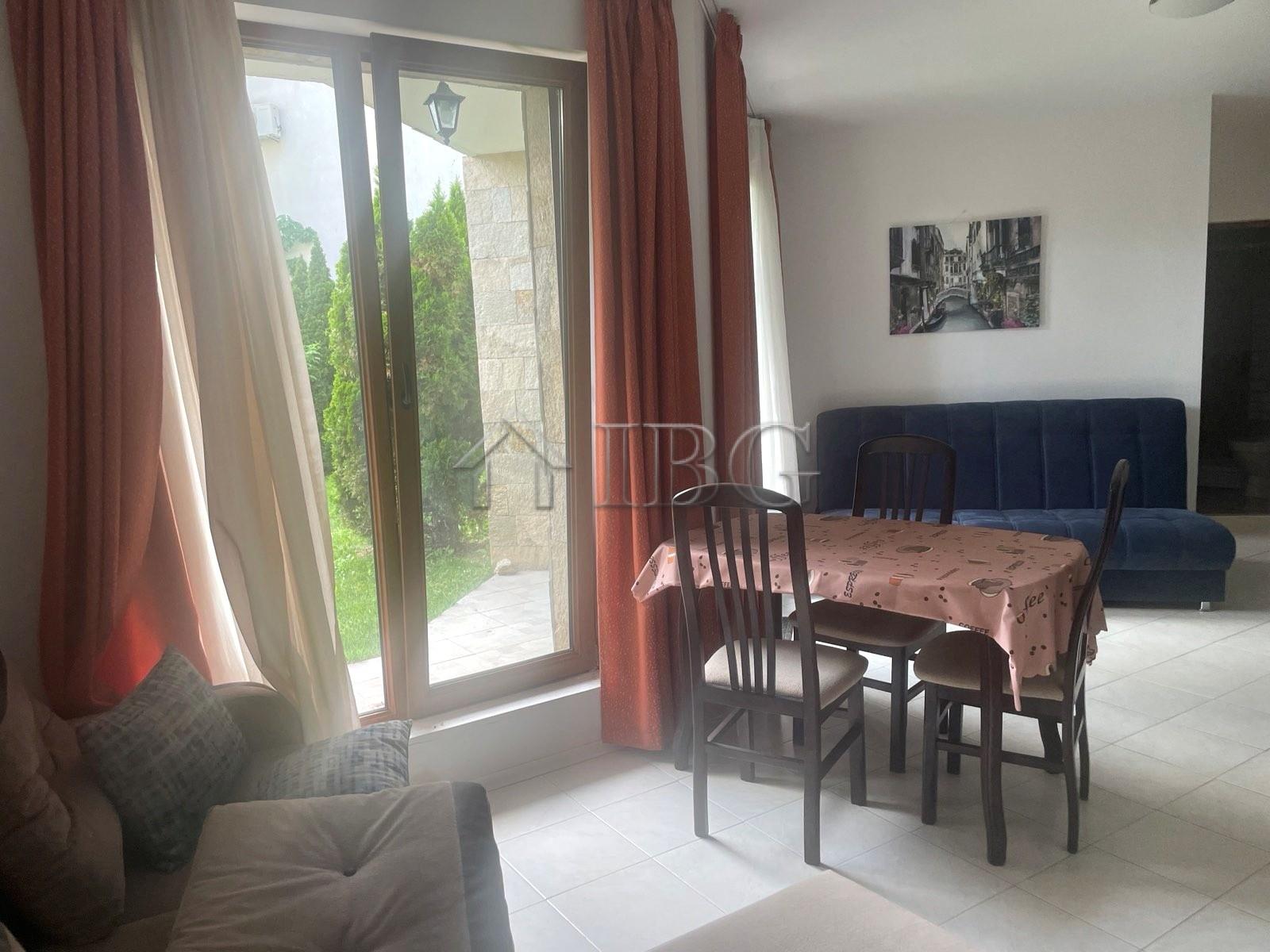 1-Bedroom Apartment with Pool View Triumph Complex, Sveti Vlas — photo 8 of 25