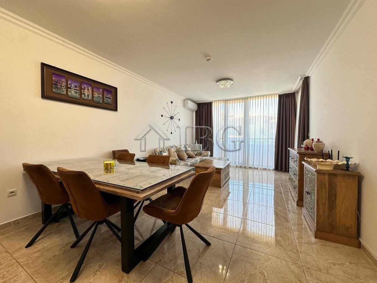 2-Bedroom Apartment with Sea View Admiral, Sveti Vlas — photo 10 of 25