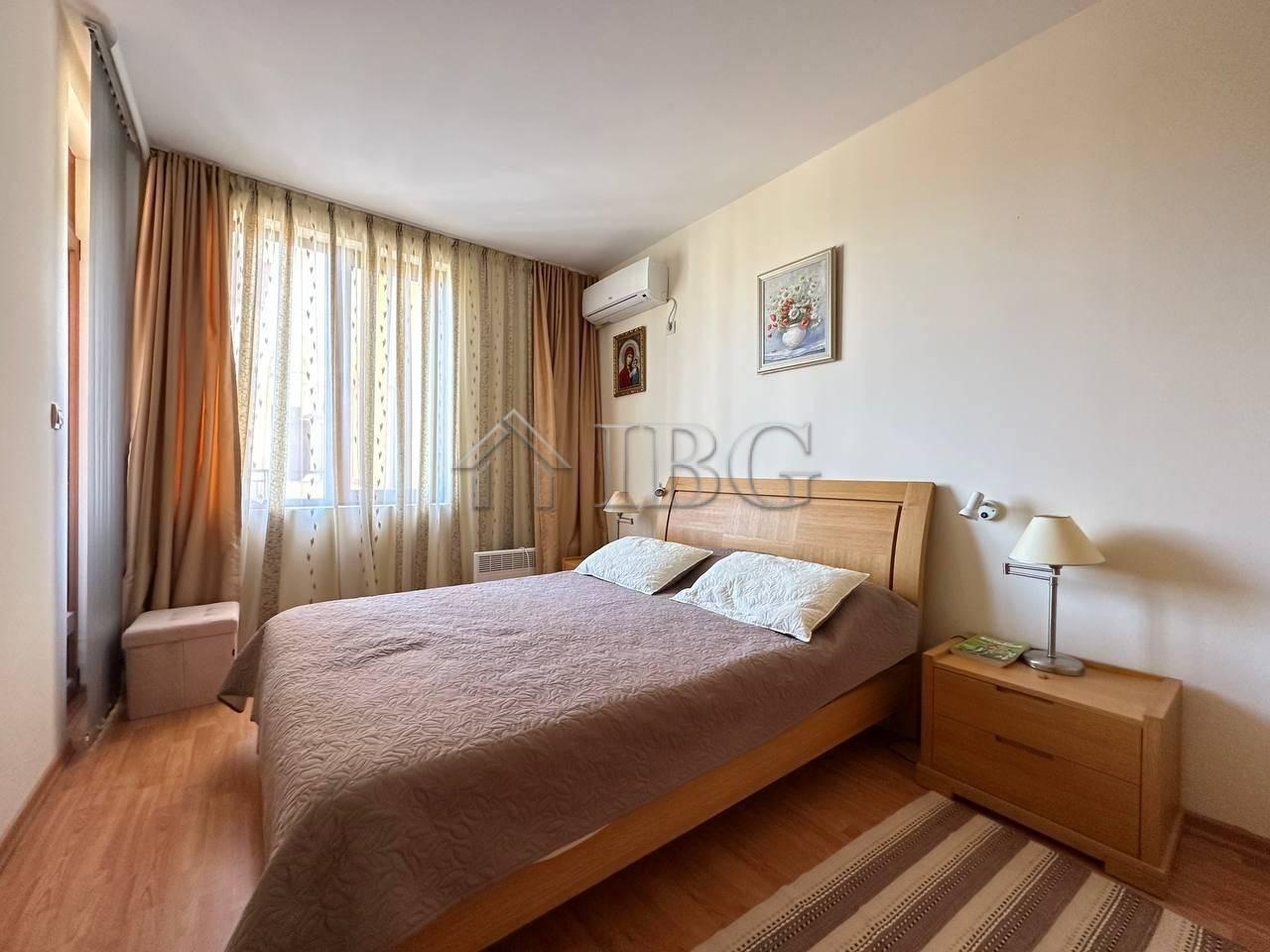 Spacious 1-Bedroom Apartment Garden of Eden, Sveti Vlas — photo 15 of 18