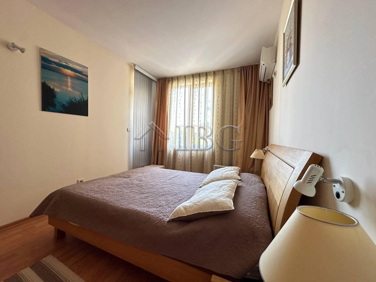 Spacious 1-Bedroom Apartment Garden of Eden, Sveti Vlas — photo 17 of 18