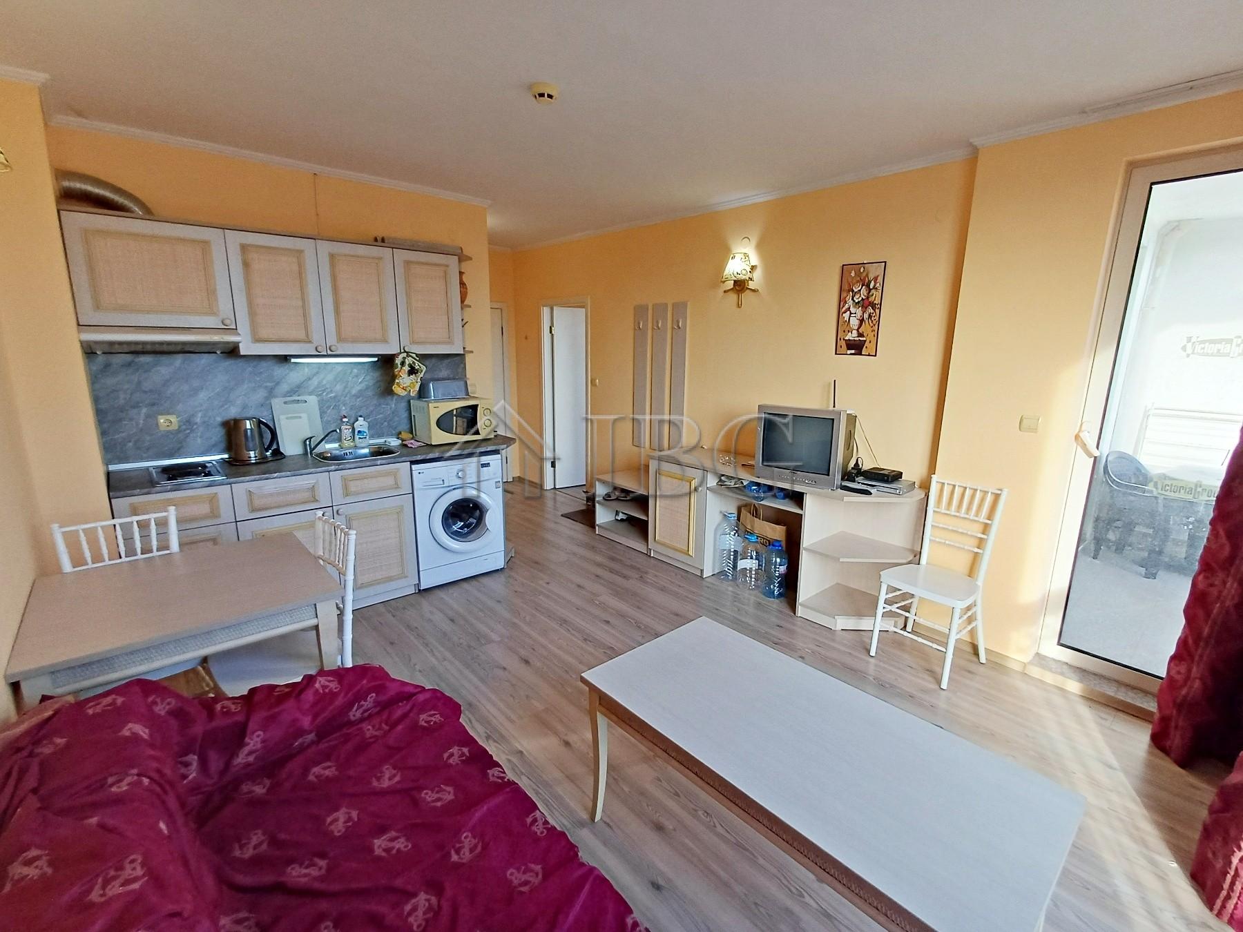 1-Bedroom Apartment Near the Beach Victoria Residence, Sunny Beach — photo 6