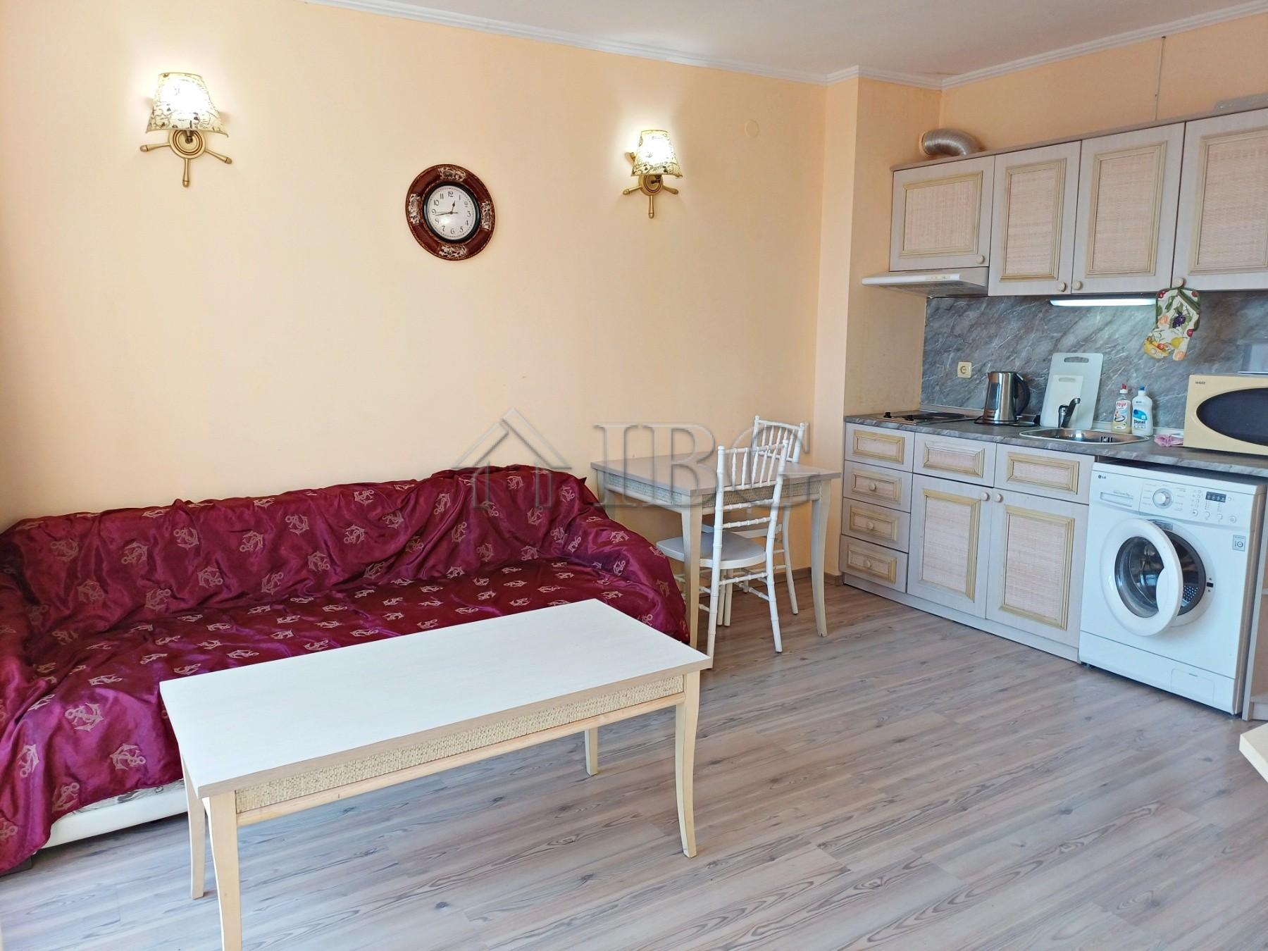 1-Bedroom Apartment Near the Beach Victoria Residence, Sunny Beach — photo 7 of 20