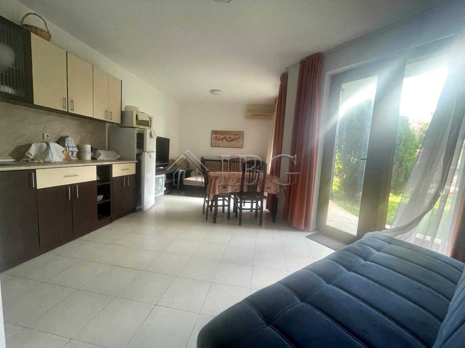 1-Bedroom Apartment with Pool View Triumph Complex, Sveti Vlas — photo 11 of 25