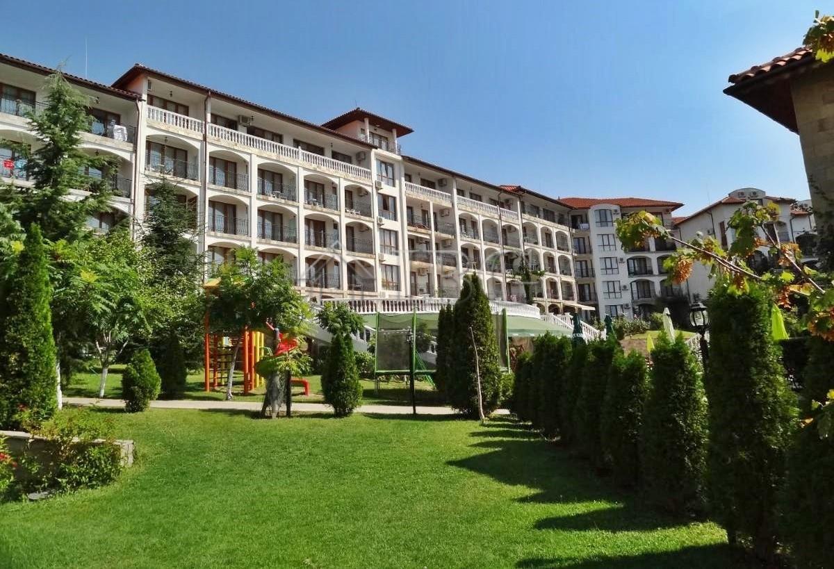 1-Bedroom Apartment with Pool View Triumph Complex, Sveti Vlas — photo 19 of 25
