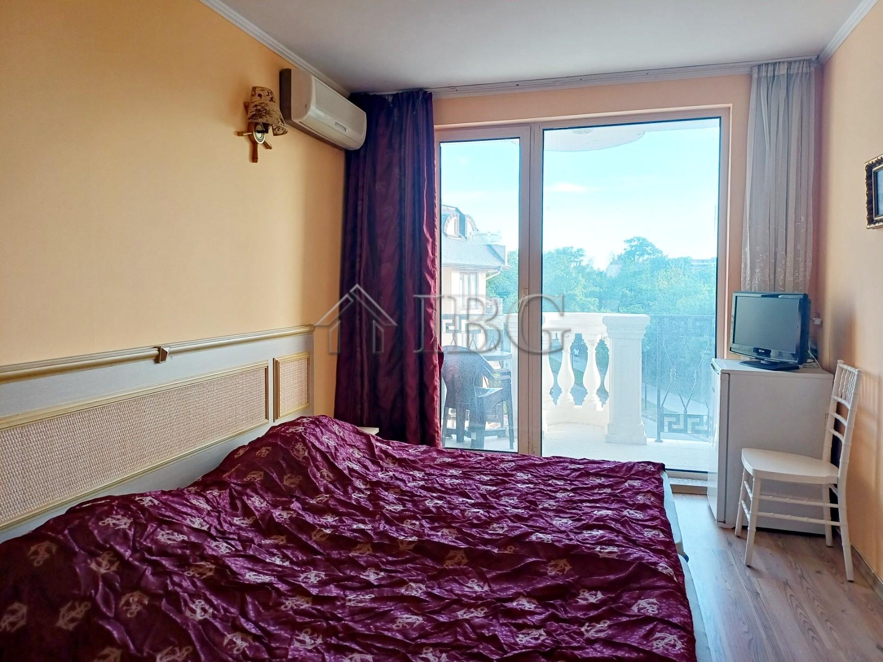 1-Bedroom Apartment Near the Beach Victoria Residence, Sunny Beach — photo 15 of 20