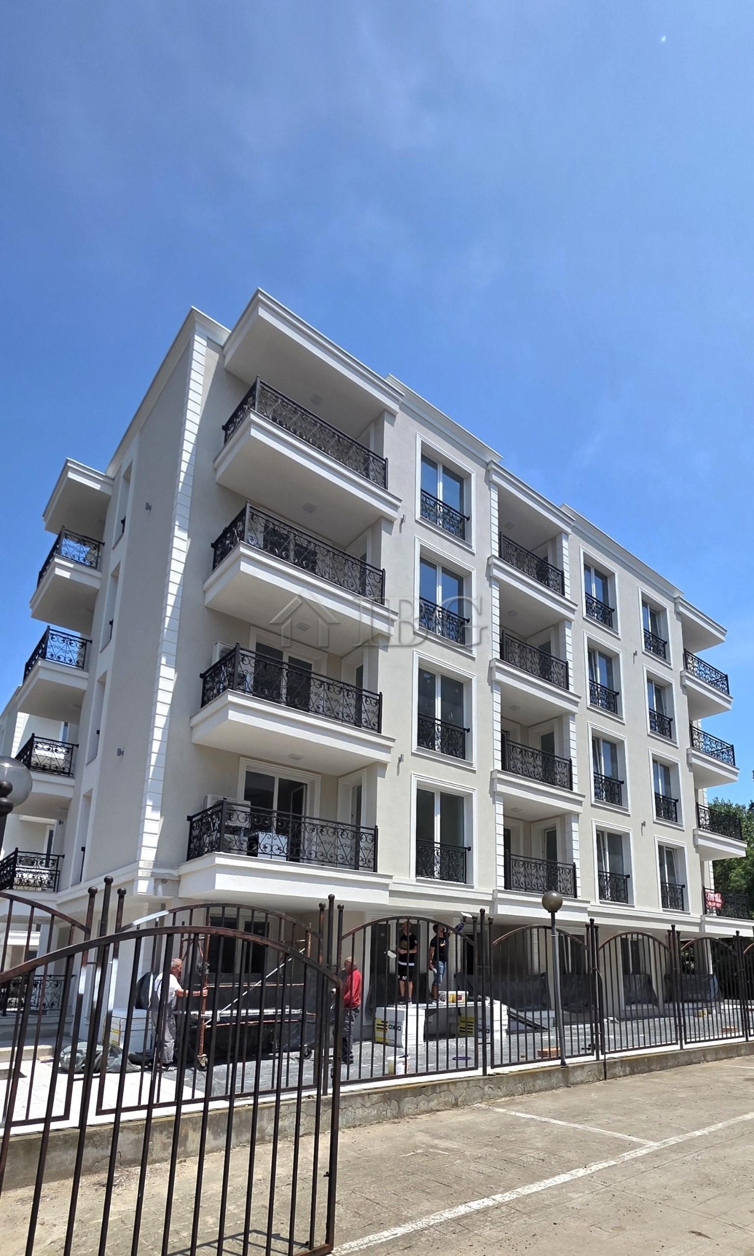 Studio Apartment in La Mer Silver Residence-1, Sunny Beach — Sunny Beach