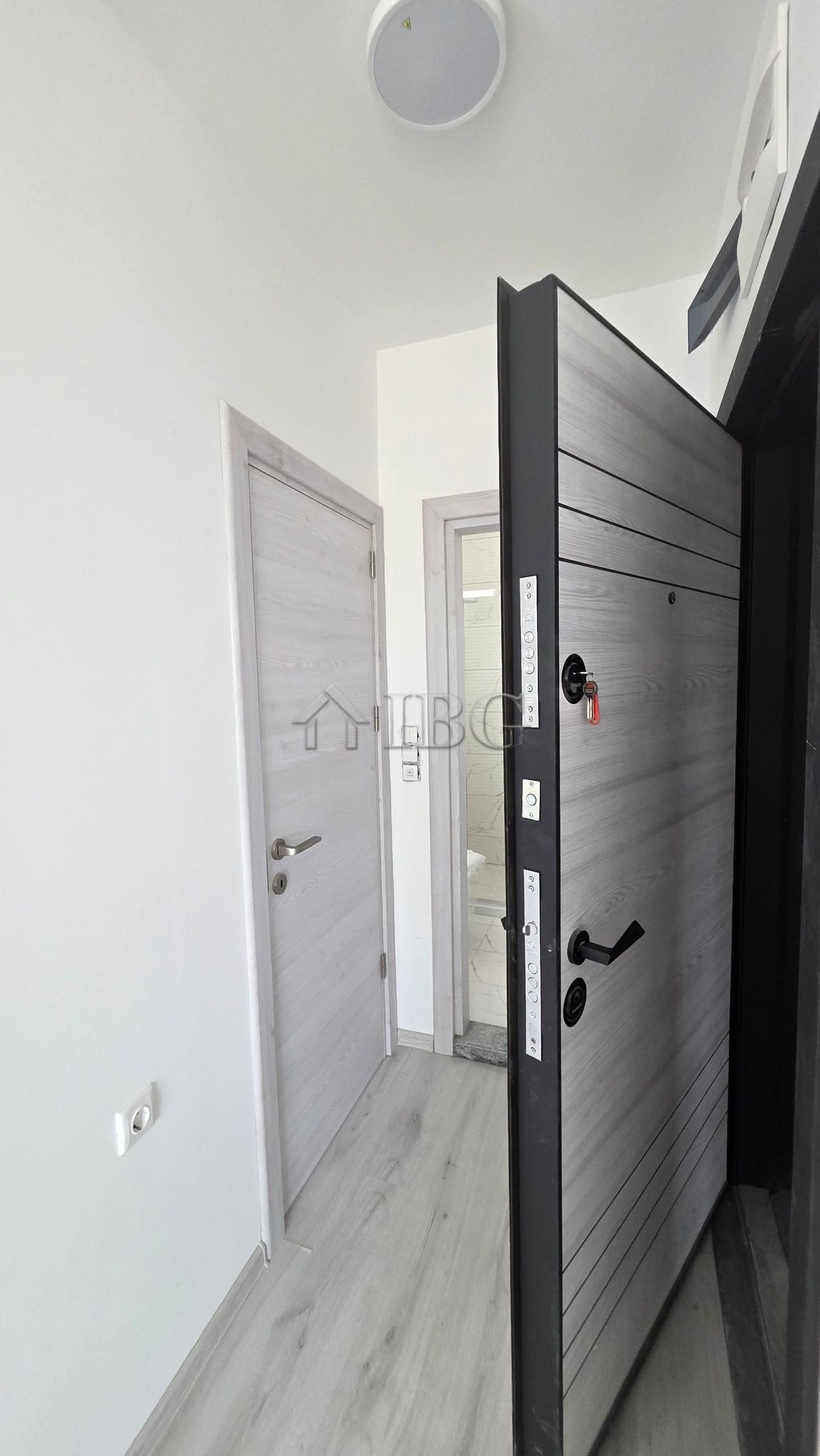 New Studio with Balcony La Mer Silver Residence-1, Sunny Beach — photo 18 of 24