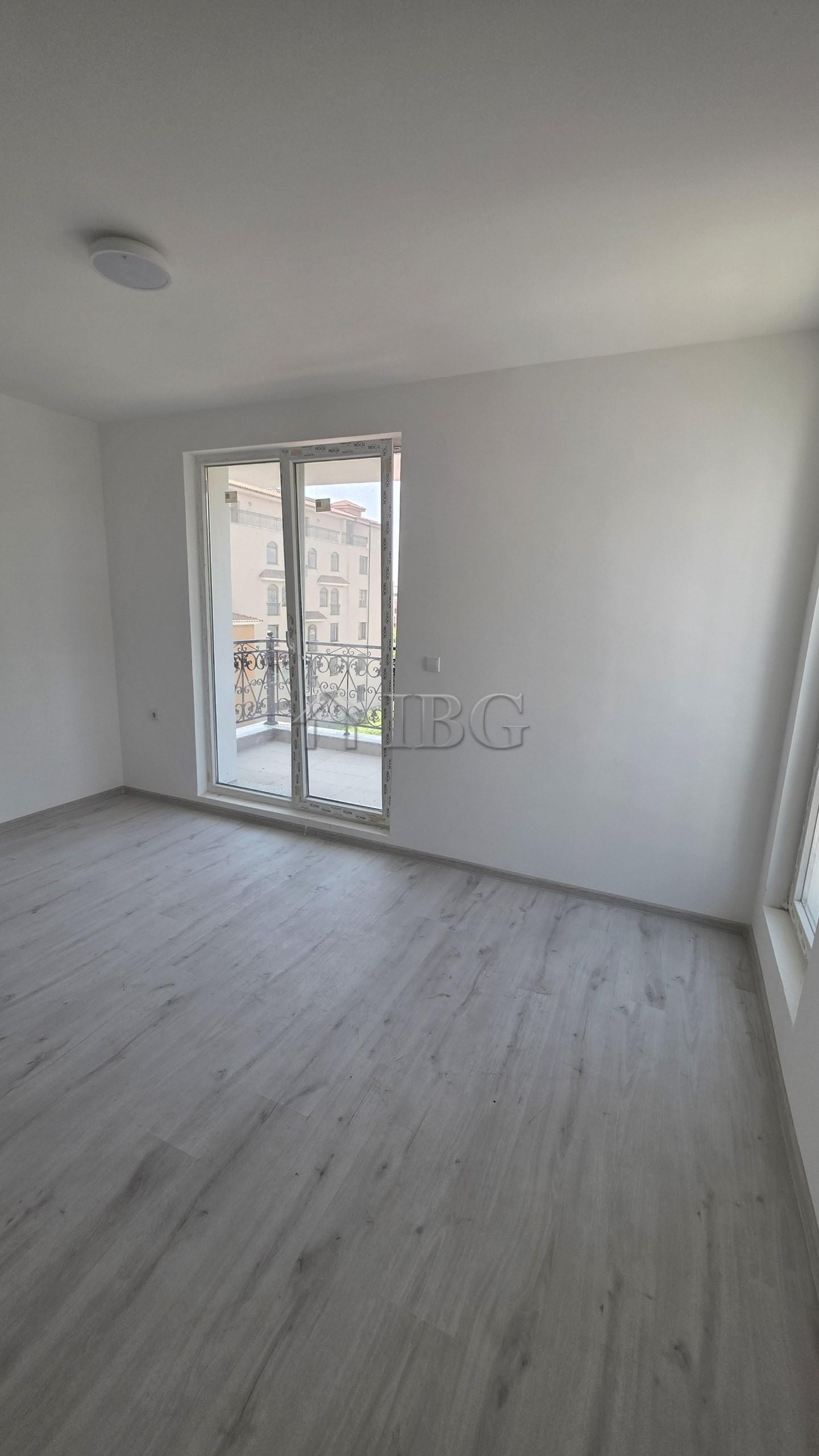 New Studio with Balcony La Mer Silver Residence-1, Sunny Beach — photo 9 of 24