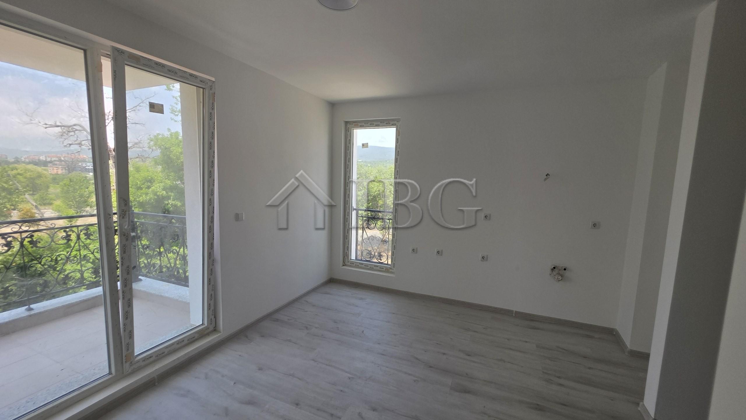 New Studio with Balcony La Mer Silver Residence-1, Sunny Beach — photo 16 of 24