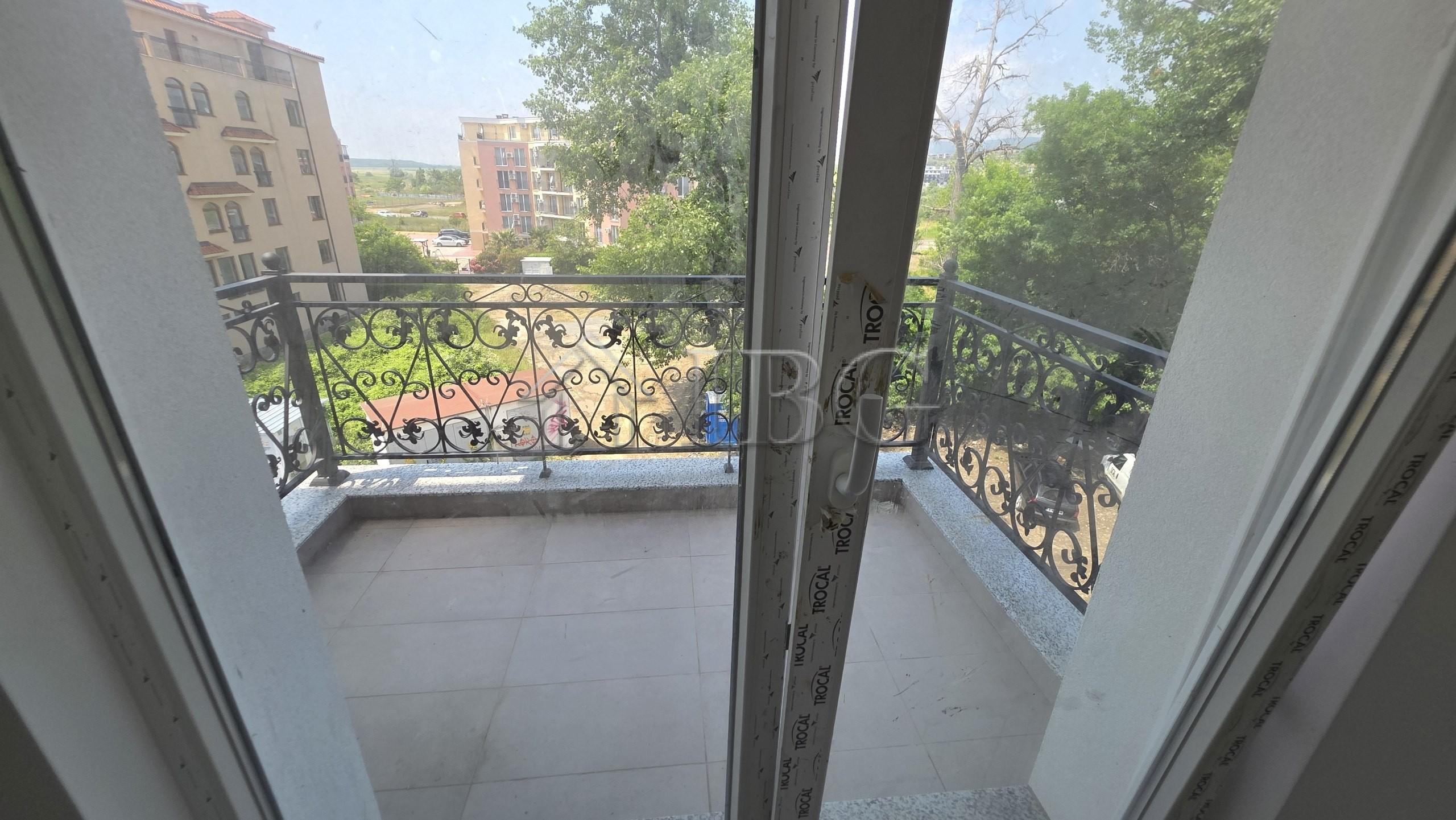 New Studio with Balcony La Mer Silver Residence-1, Sunny Beach — photo 17 of 24