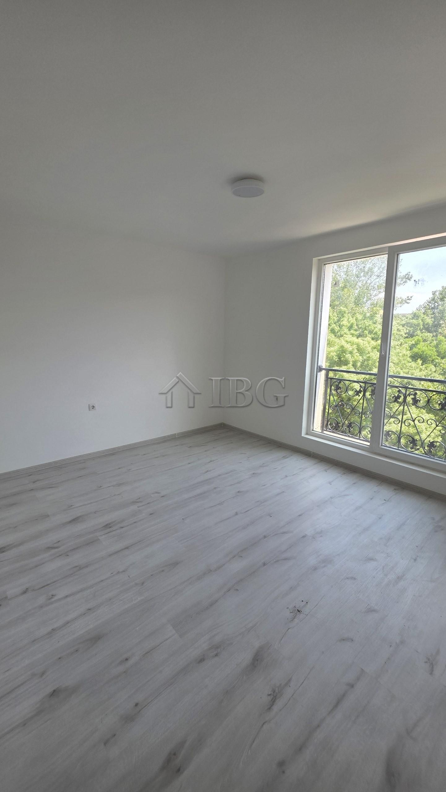 Studio Apartment in La Mer Silver Residence-1, Sunny Beach — photo 4